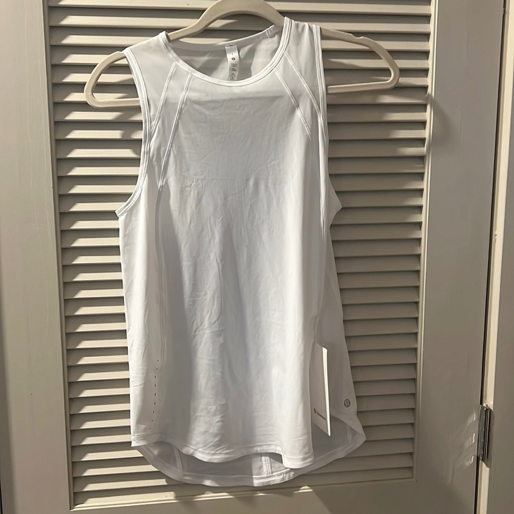 Brand New with tags Lululemon sculpt tank- White